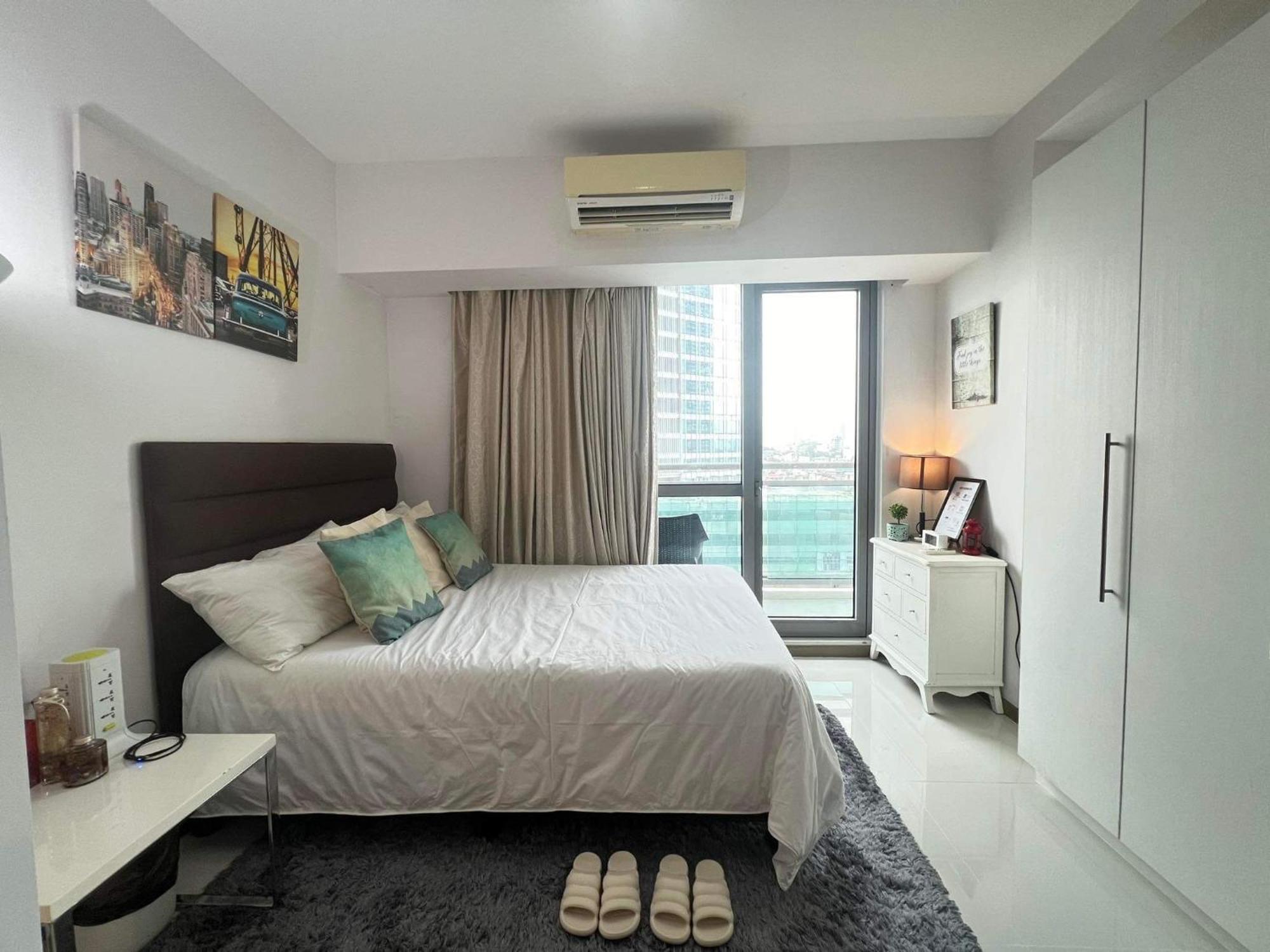 Sakura Apartment Manila Exterior photo